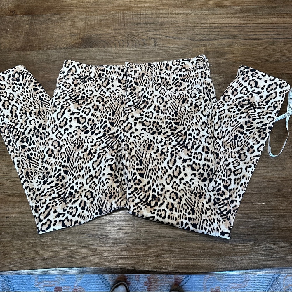 Leopard Print Slimming Pants